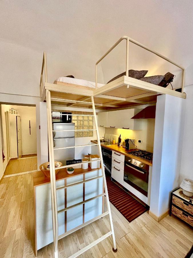 Vialunga Apartment In The Old Town Bordighera Bagian luar foto