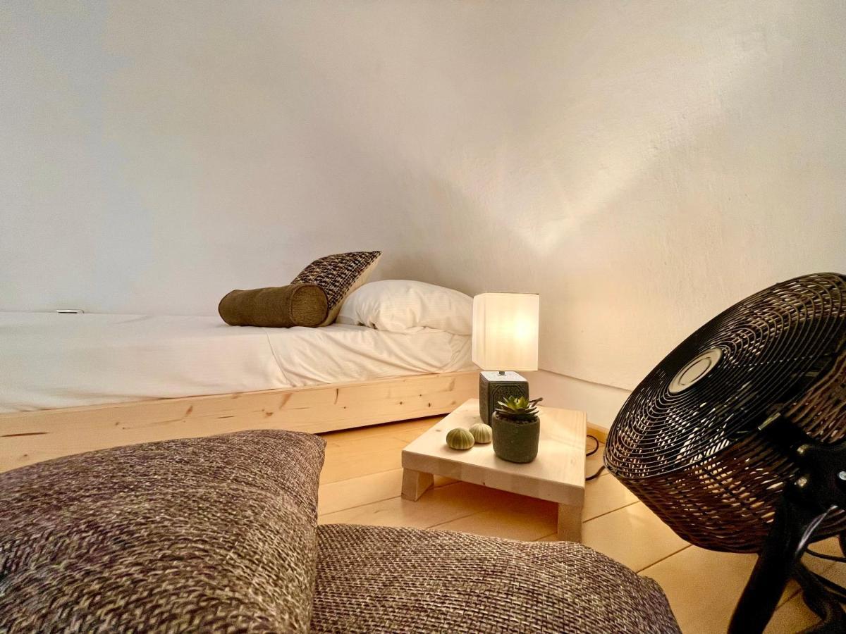 Vialunga Apartment In The Old Town Bordighera Bagian luar foto