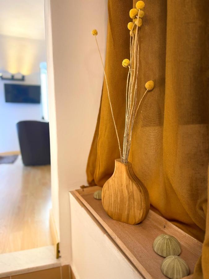 Vialunga Apartment In The Old Town Bordighera Bagian luar foto