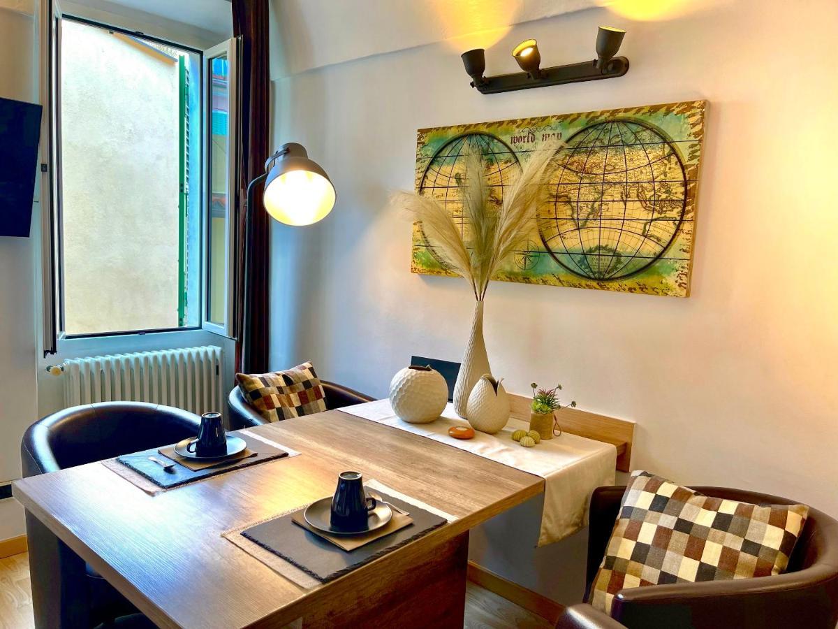 Vialunga Apartment In The Old Town Bordighera Bagian luar foto