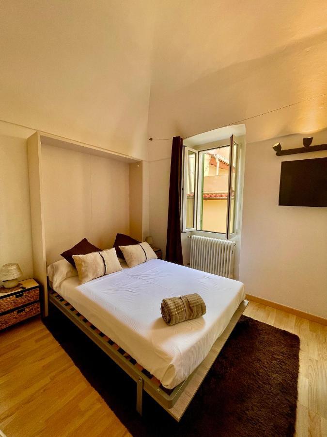 Vialunga Apartment In The Old Town Bordighera Bagian luar foto